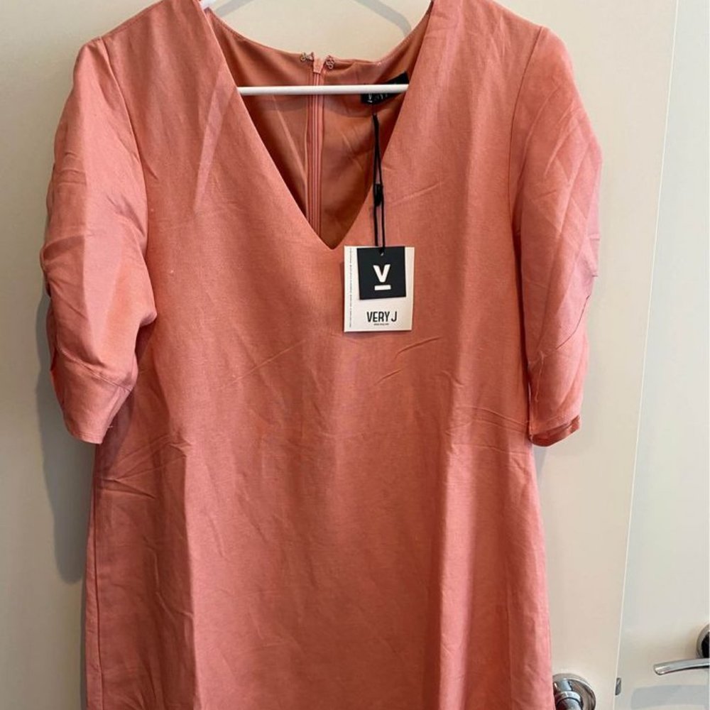 NEVER WORN Forever 21 Dress